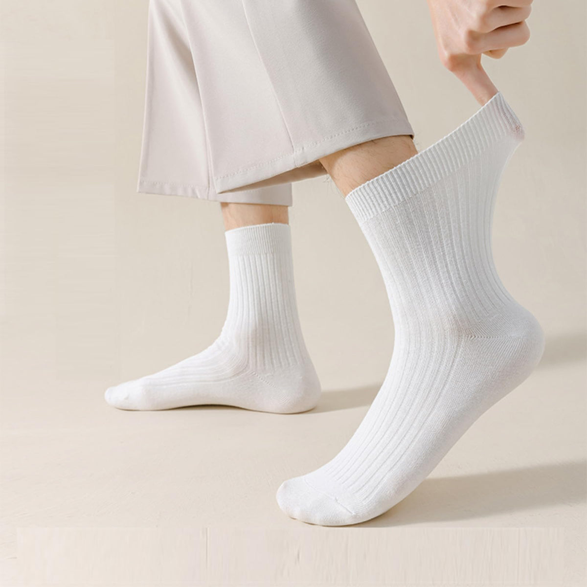 20 Pairs Crew Athletic Socks for Men Moisture Wicking Cushion Crew Socks for Sport Running Traveling